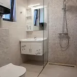 Nea אקהטופול
