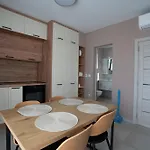 דירה Nea