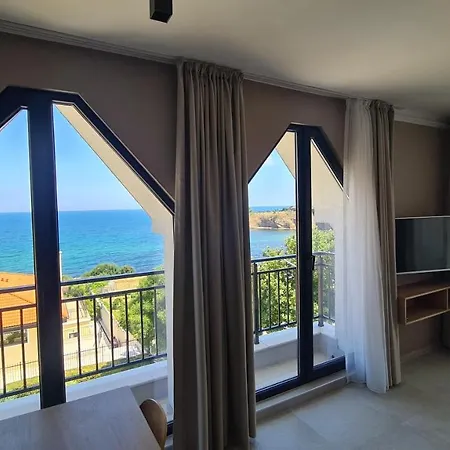 Nea Apartament *